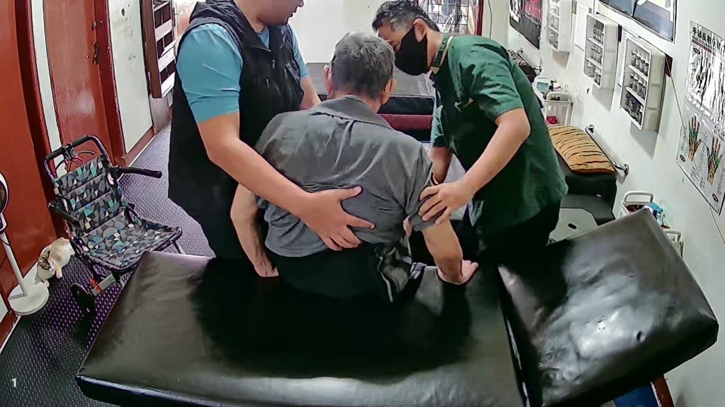 Dokumentasi evaluasi dan pendampingan di Abiyuan Health Therapy
